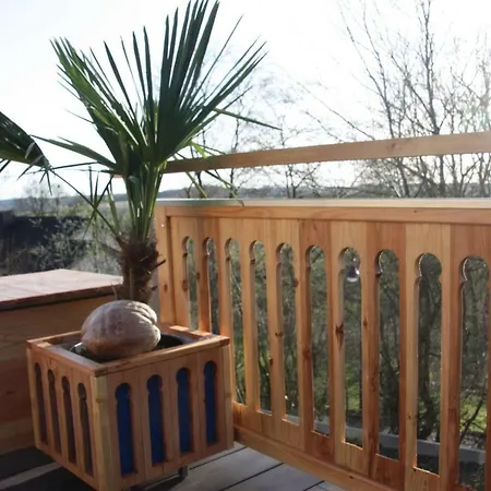 Eifelyeti Διαμέρισμα *