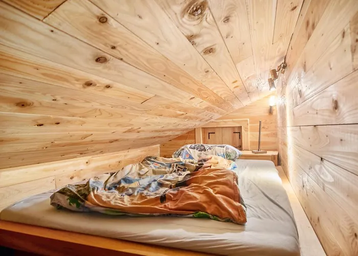 Eifelyeti Apartament *